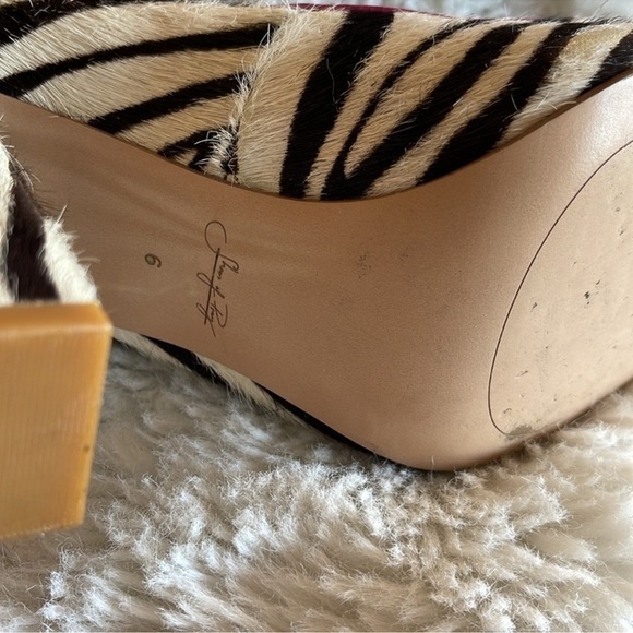 Shoes of prey zebra striped genuine cowhide leather with pink accented stripe - Picture 6 of 8